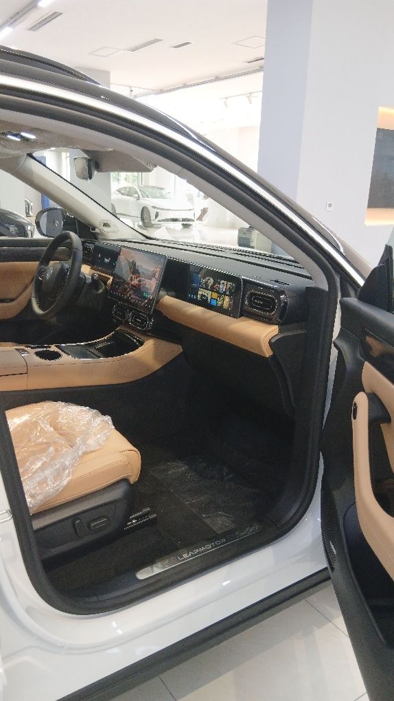 Leapmotor C11 Gibrid dop opsiya 2025. NALICHI BOR.SARDORBEK