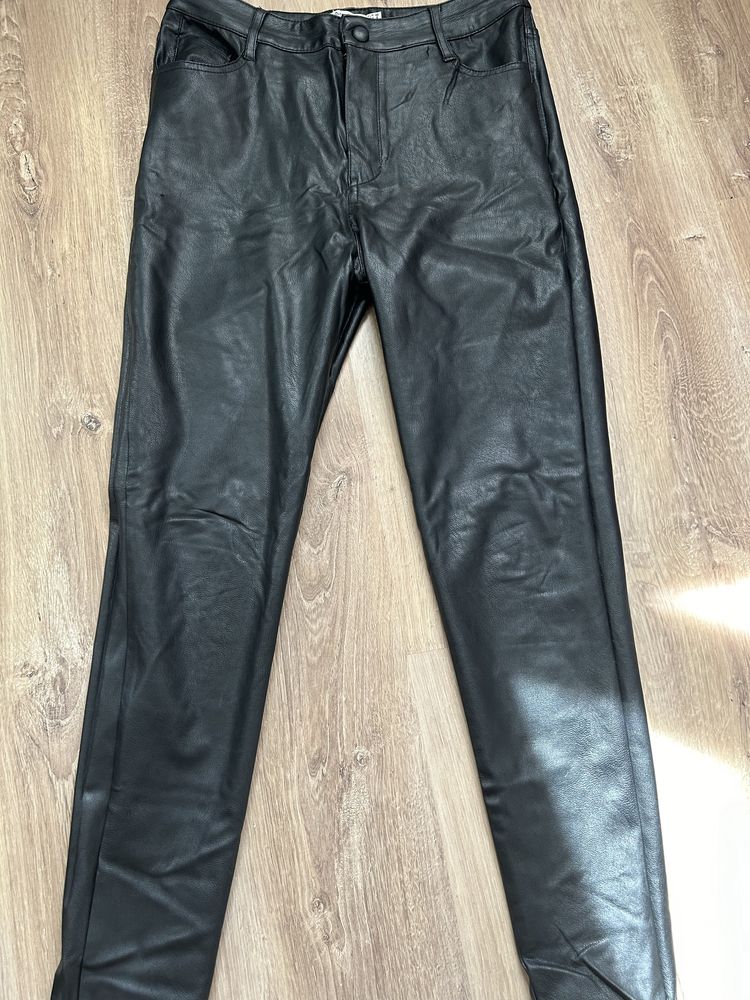 Pantaloni piele eco