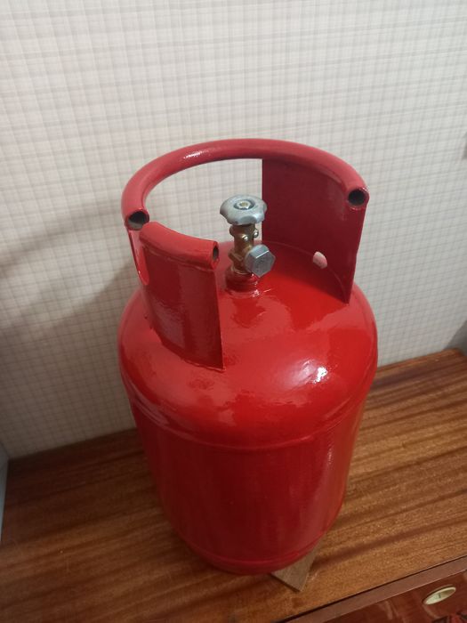 Продам газовый балон