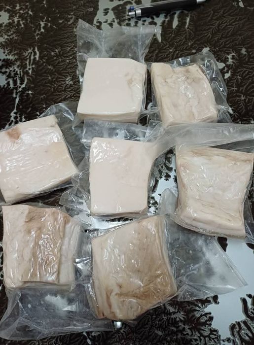 Домашна сланина и домашен телешки суджук