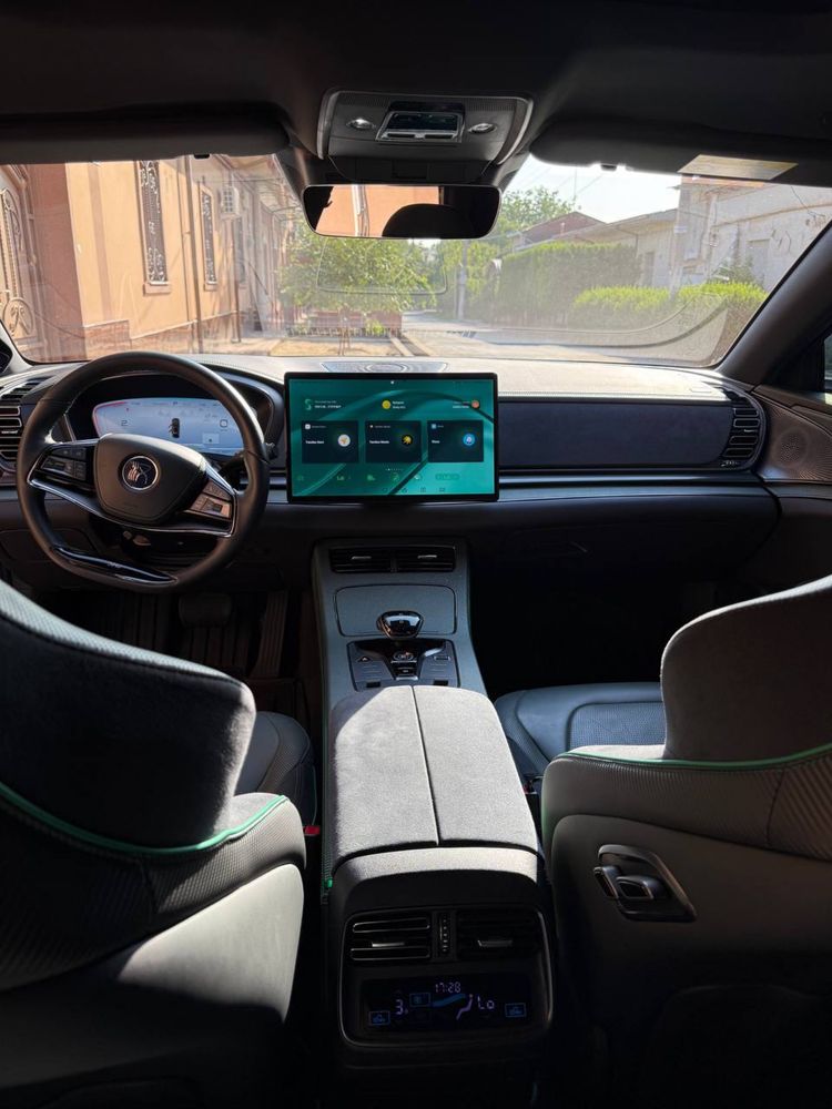 BYD HAN Limited Edition, Ideal