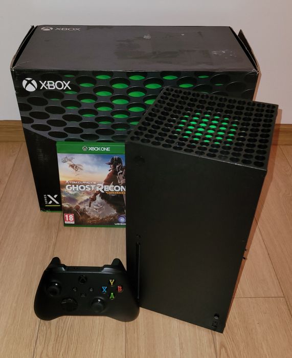 Consolă XBOX SERIES X in stare perfecta