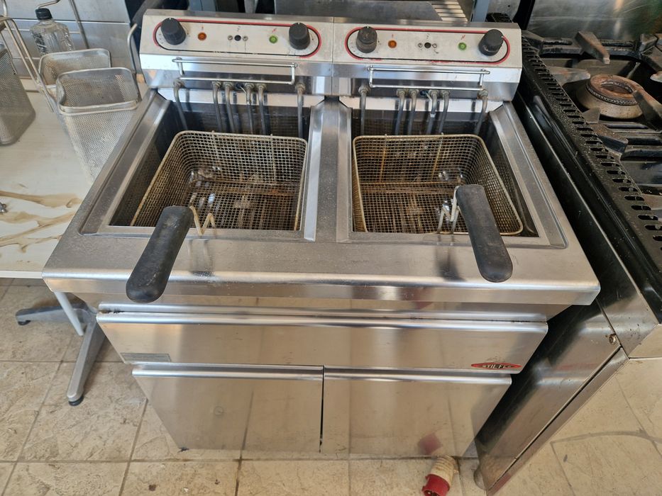 Grill electric sau gaz, de banc, 220v sau 380v