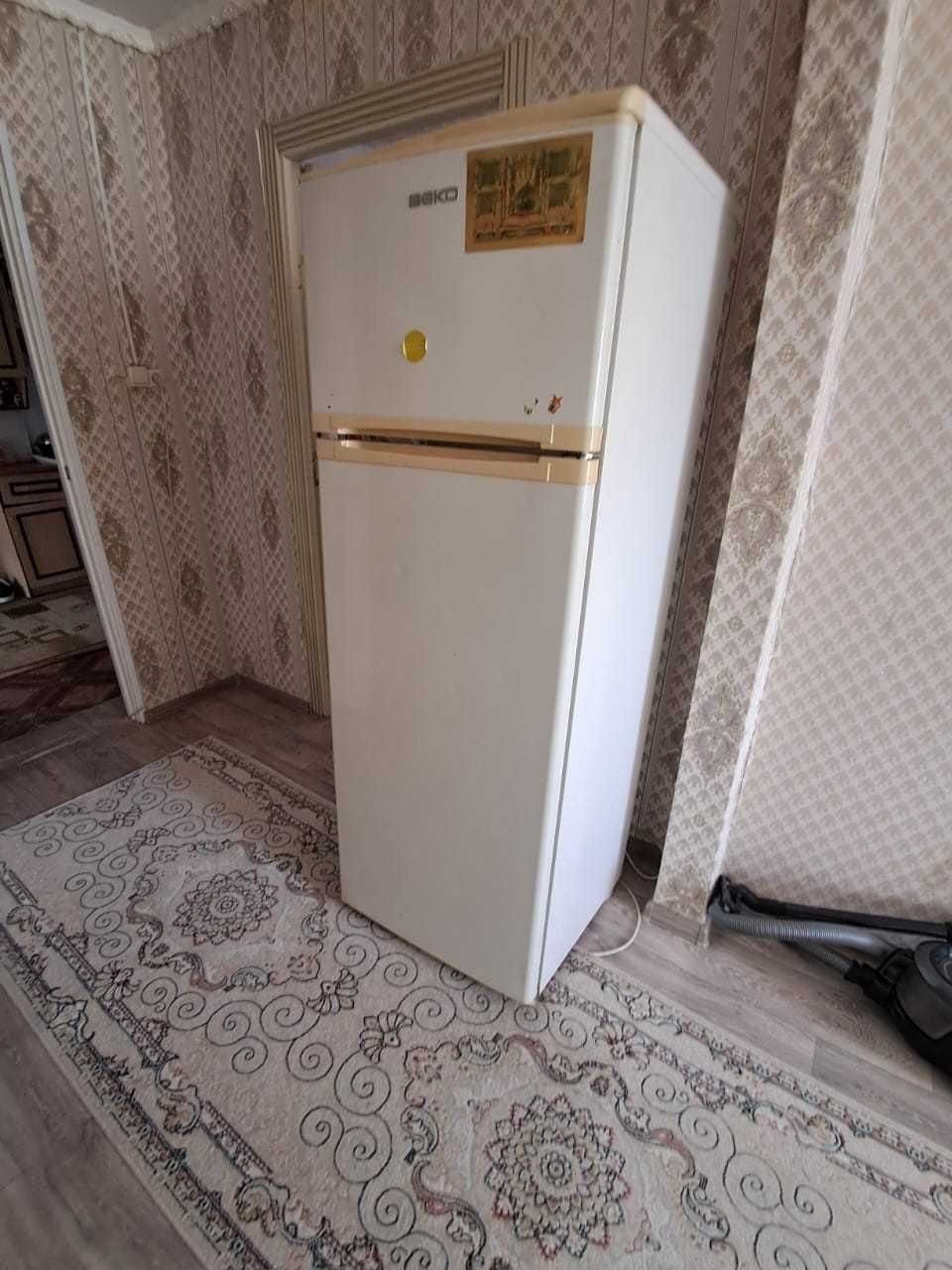 Продаю холодильник в рабочем состояние