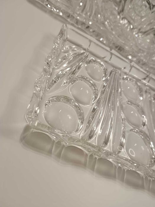 Пресовано стъкло- сосиера,подложка и плато