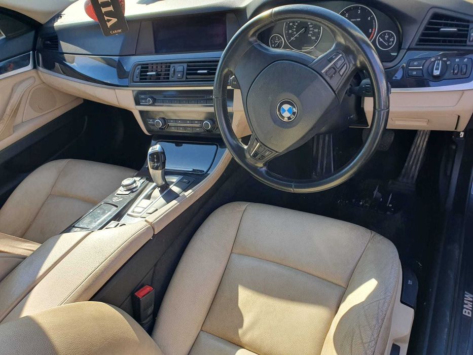 Dezmembrez BMW Seria 5 2.0 d 2011
