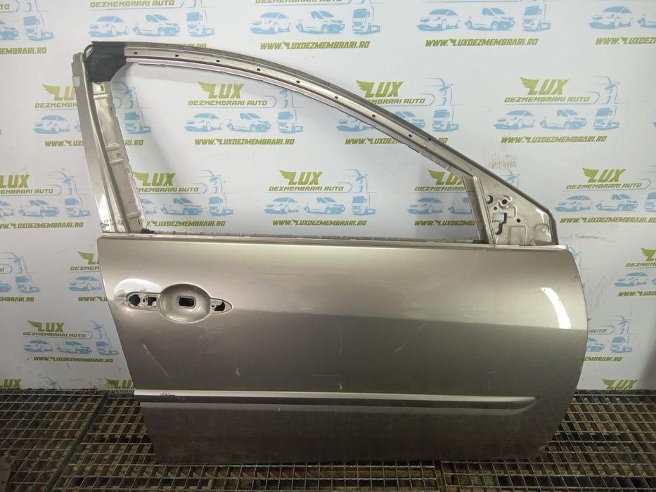 Usa portiera dreapta fata 801100001r Renault Laguna 3  [din 2007 pana