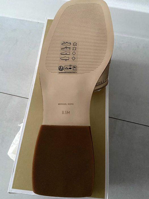 Sandale Michael Kors Mandy Slide Sandal Metallic Leather marine 38.5