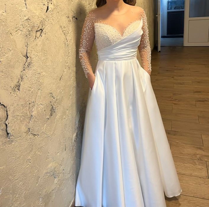 Vand sau inchiriez rochie de mireasa