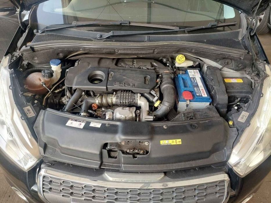 Bancheta spate Peugeot 208 2012 HATCHBACK 1.6 HDI