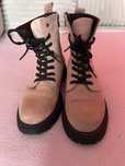 Ghete piele intoarsa