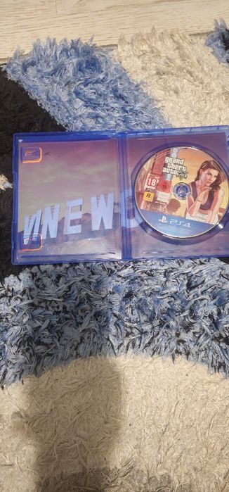 Ps4 +gta5 +gran turismo sport