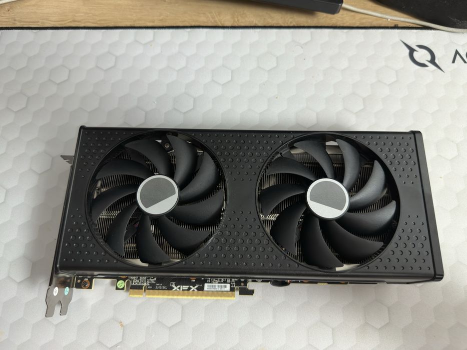 Placa video Rx 7600 xt