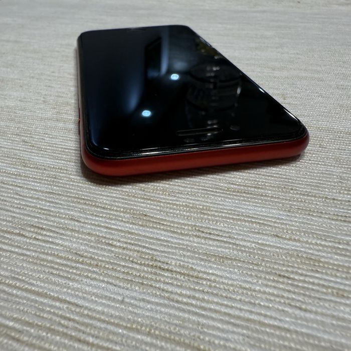 iPhone SE2 Product Red 64GB