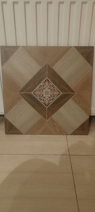 Gresie Cesarom  45x45 8.5 mp 42 buc + chit rosturi + adeziv