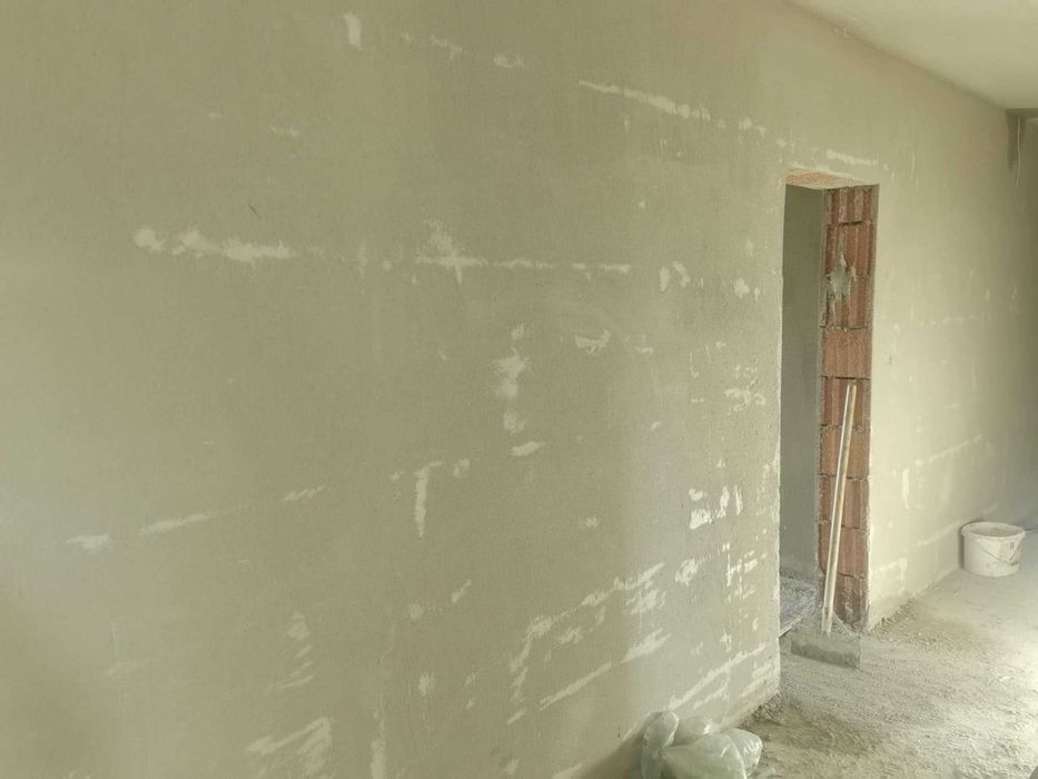 Tencuiala mecanizata și placări cu rigips