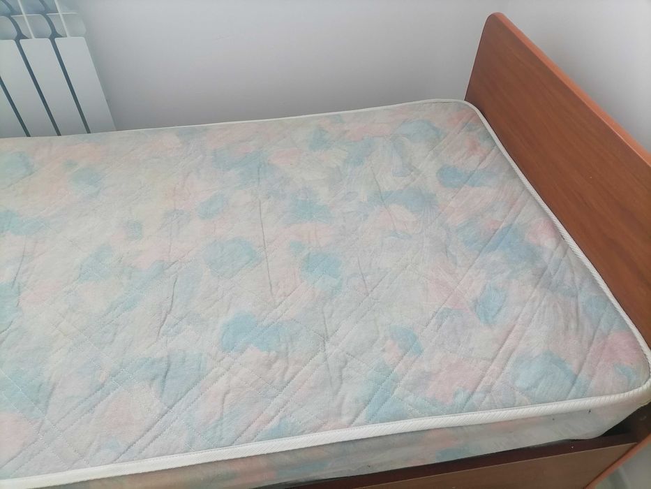 Кровать односпальная  80*200