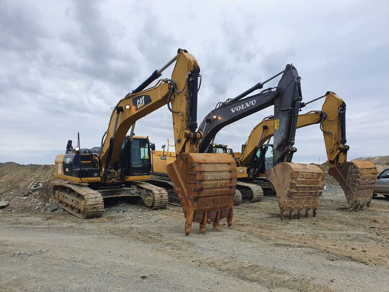 Гусеничный экскаватор Volvo EC 250 DL