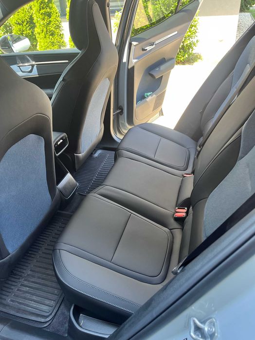 Volvo EX30 Ultra Twin Motor AWD • 428CP • Full Option • An 2024