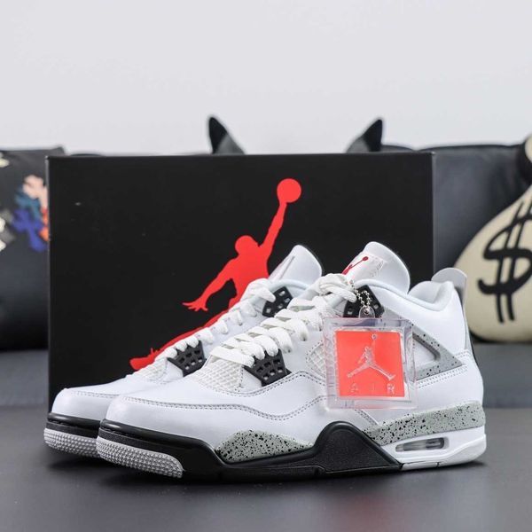 Обувки Air Jordan 4 White Cement(2025)