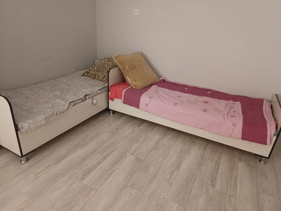 Продам. 2 КРОВАТИ , ОБЕ 190 см. Односпалки