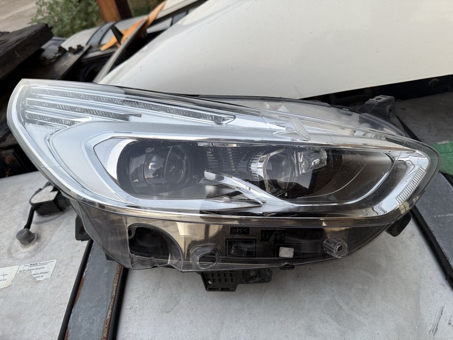 Десен фул лед фар Ford Galaxy