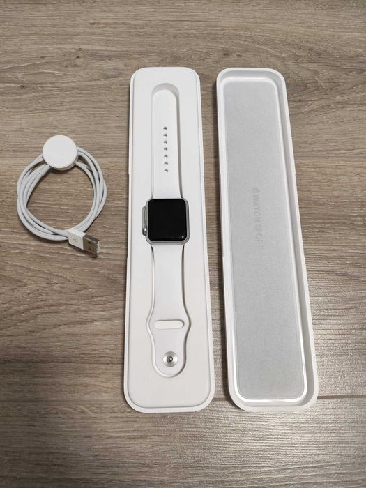 Ceas Apple Watch 38 mm 7000 Series
