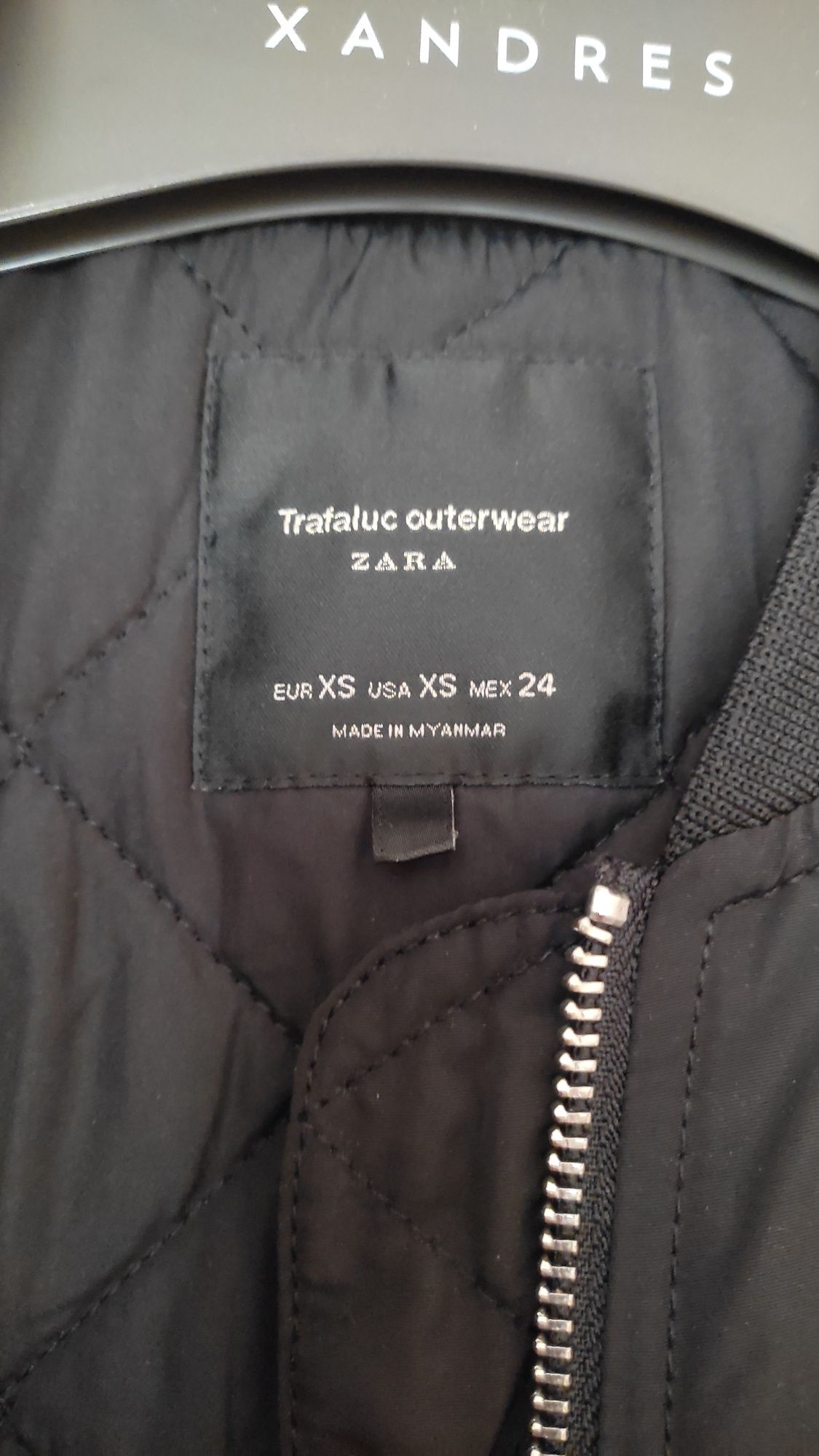 Черно дамско яке Zara