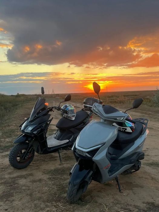 Черный скутер мопед самурай бенали 150 куб (49 по докам)