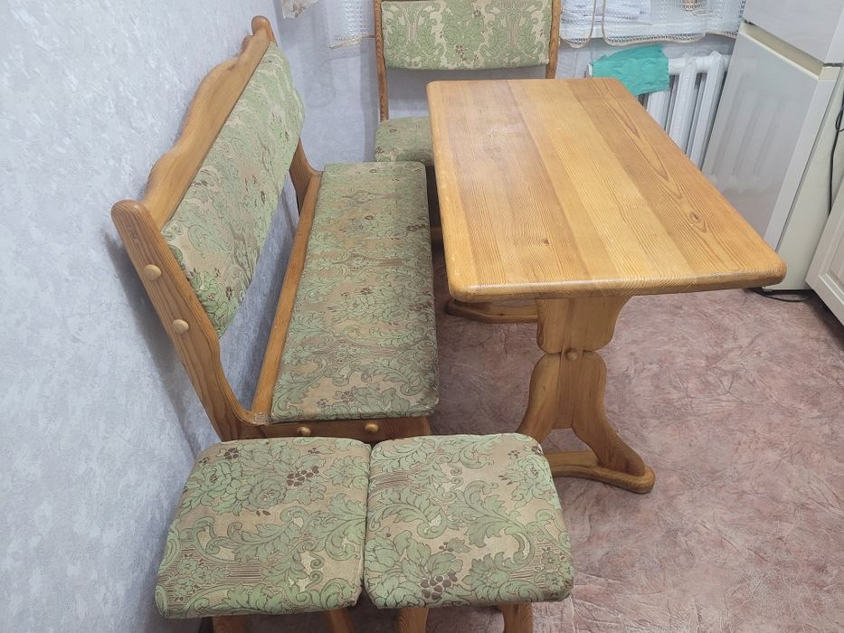 Продаётся Кухонный уголок