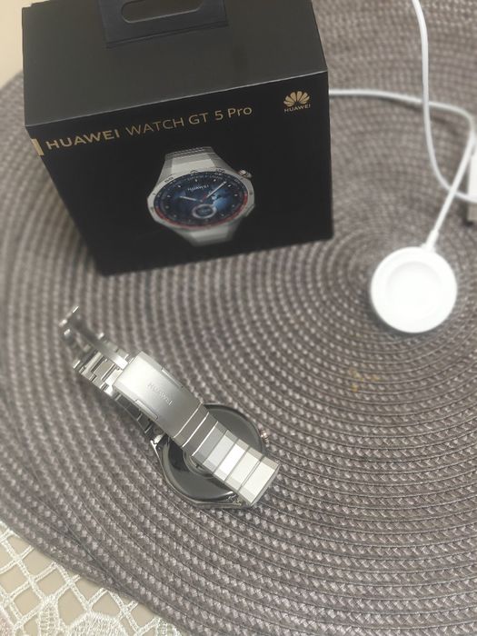 Huawei GT5 Pro Titanium