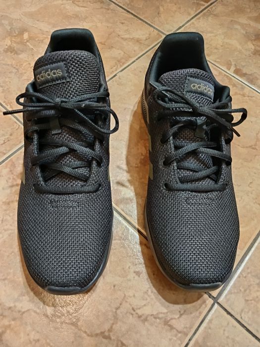 Маратонки Adidas