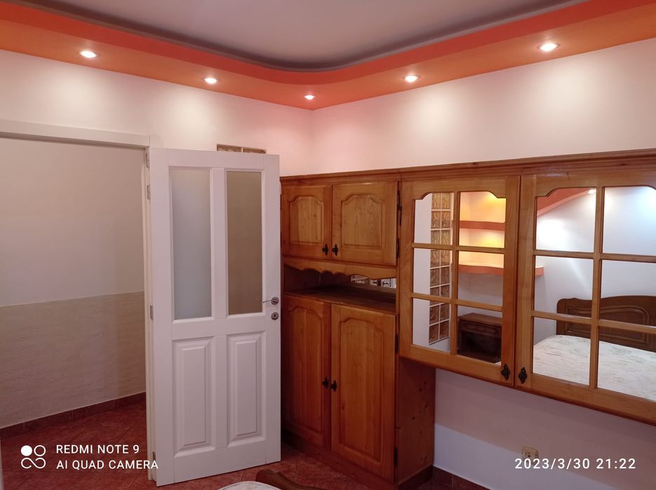 Închiriez apartament