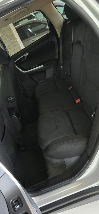 Volvo xc60 An 2009 Automatic 4x4 posibilitatea   Garanție