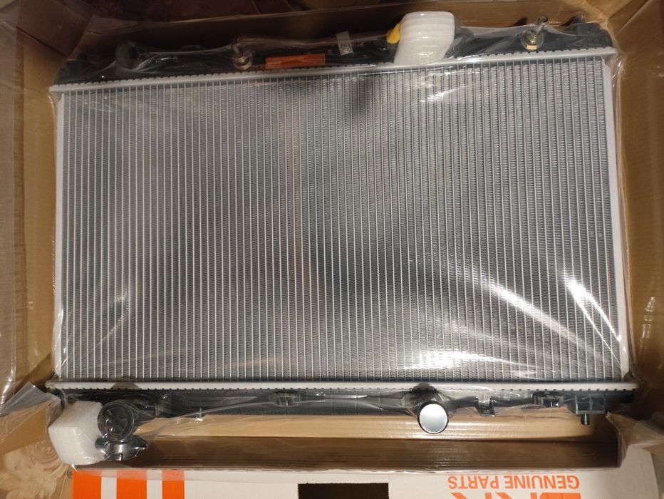 Радиатор охлаждения камри 40,45