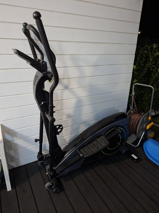 Bicicleta fitness eliptica Zipro Dunk, iConsole,