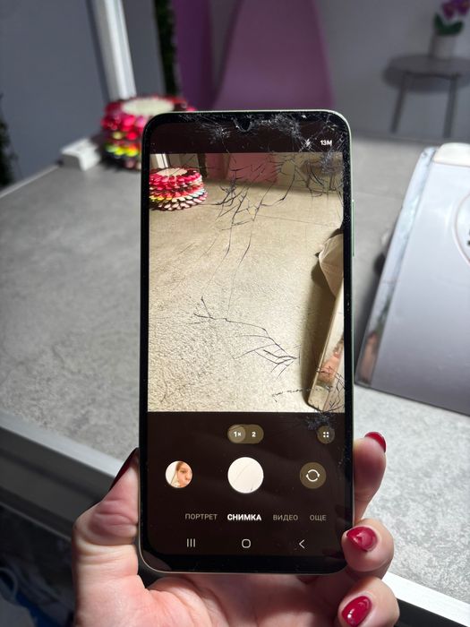 Samsung A05S телефон