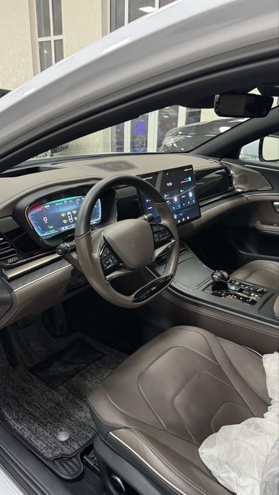Byd han dual motor 3.9s