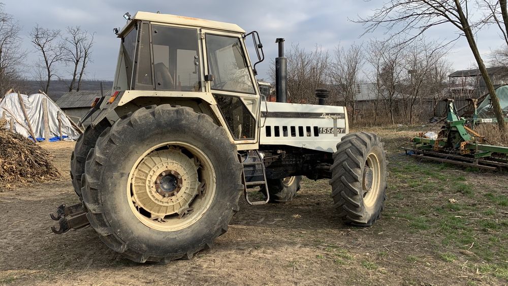 Lamborghini 1556 Dt 4X4