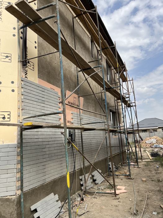 Леса в Арену