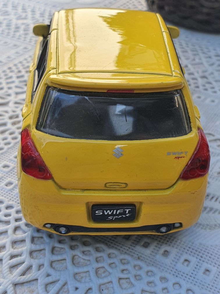 Suzuki Swift 1/38