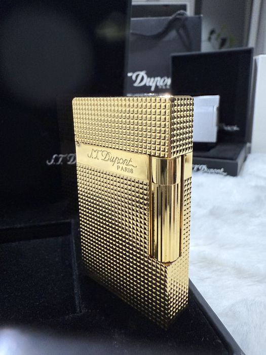 Bricheta Dupont Ligne 2 gold de inalta calitate,poze reale-full box