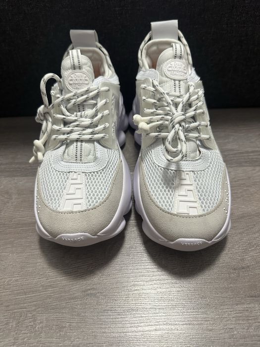 versace chain reaction