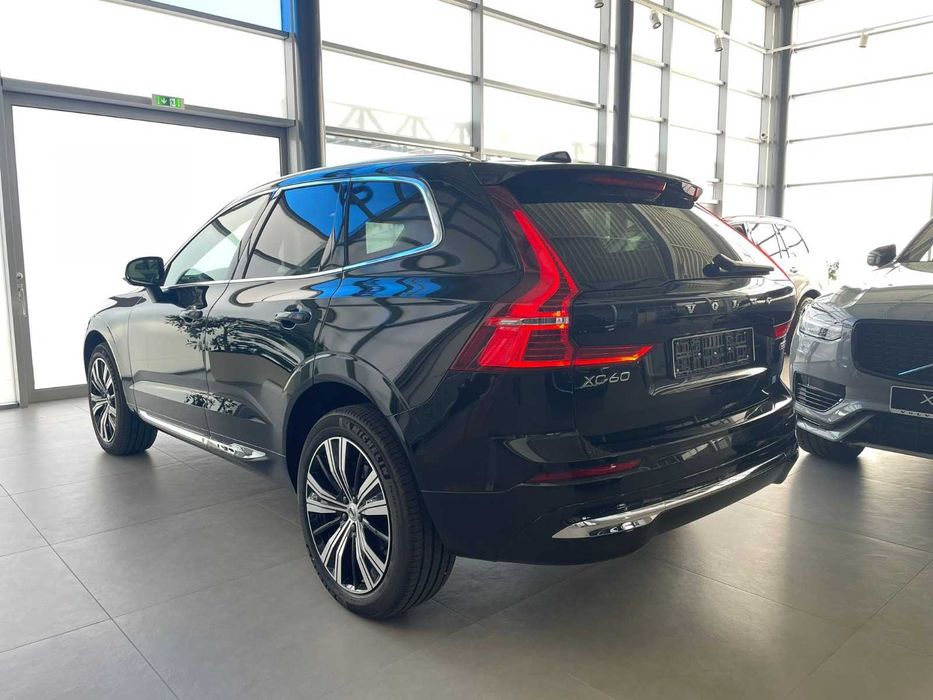 Volvo XC 60, An 2023, Diesel + Hibrid