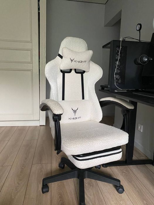 Кресло белое регулируемое игровое