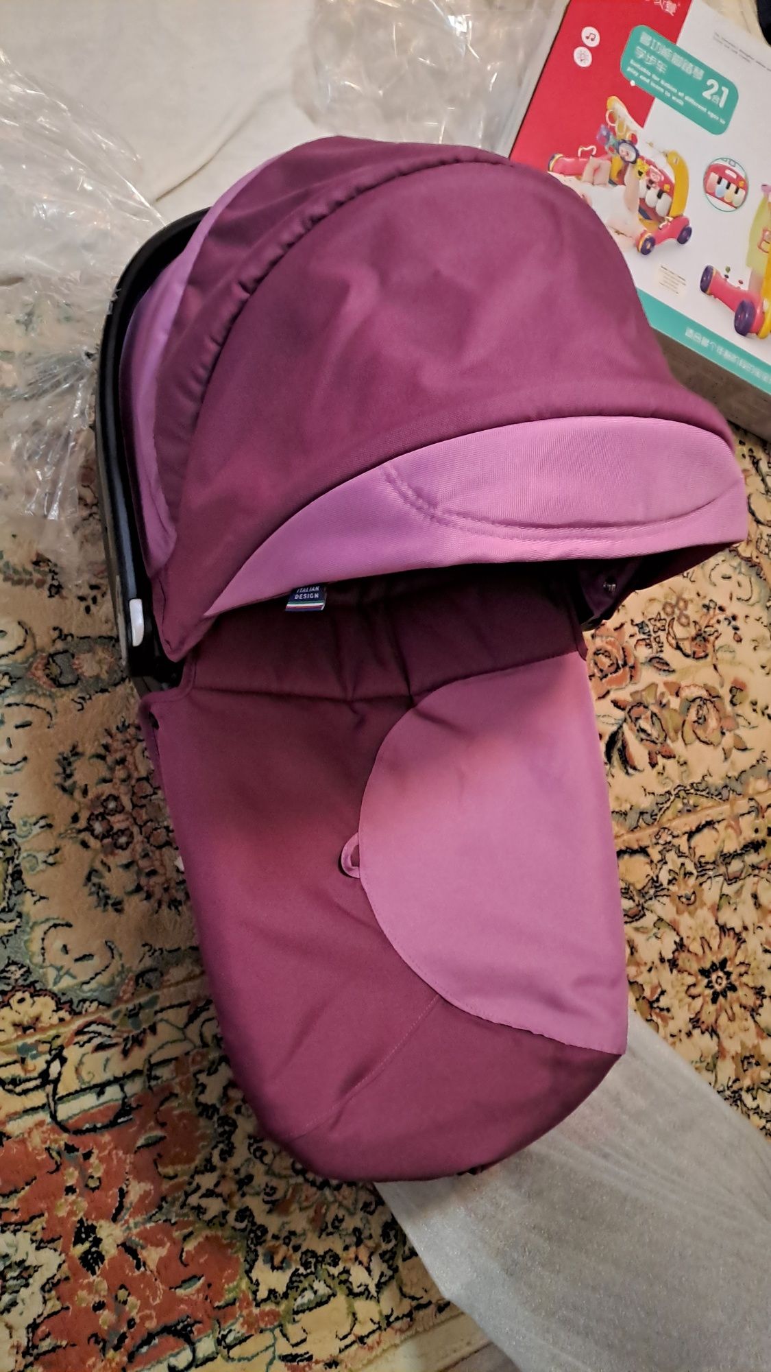 Люлка,переноска от коляски Chicco.Плюс в подарок гнездо отличном состо