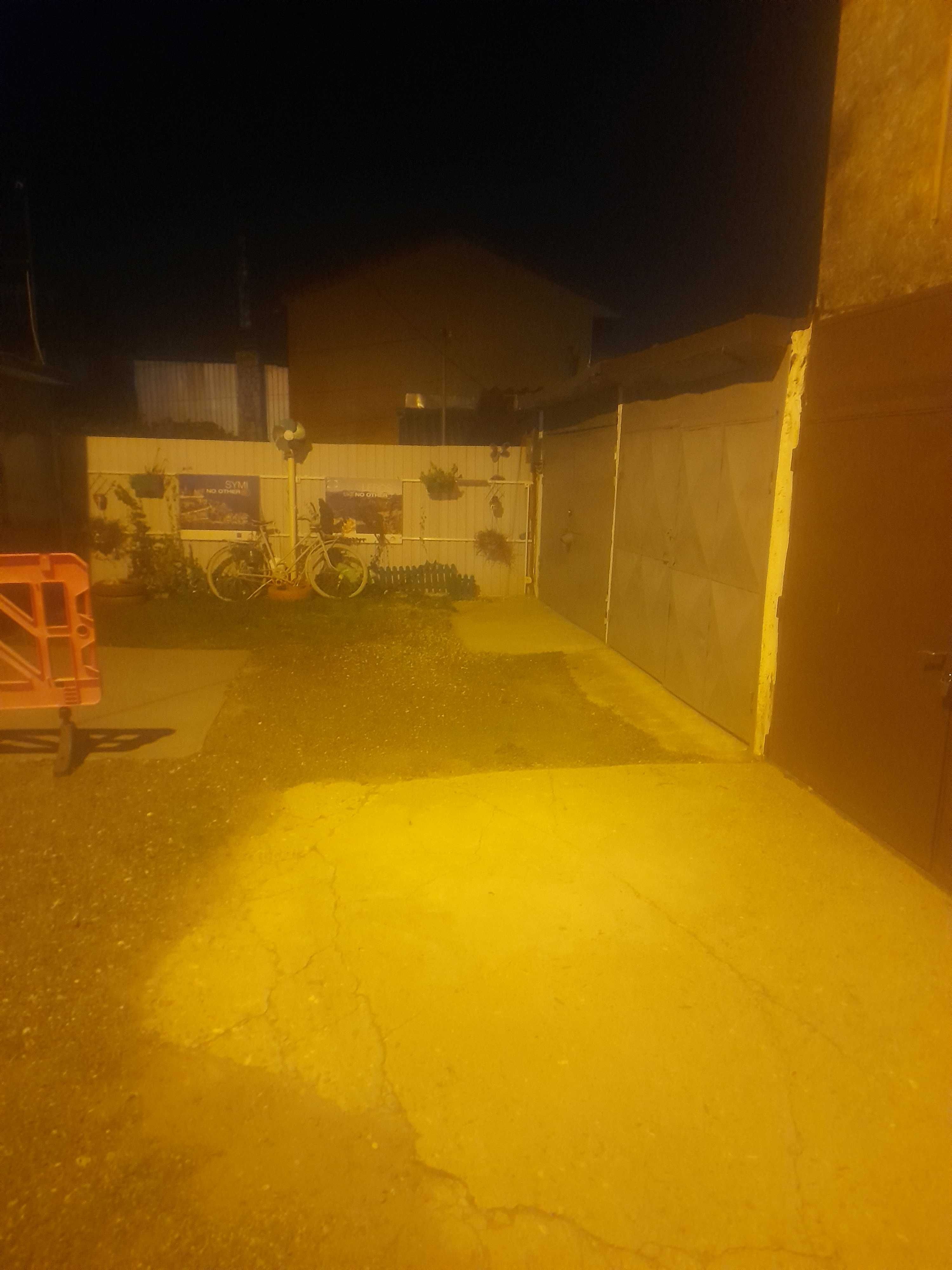 Garaj Prprietate strada 23 August stradal .Carte Funciară/Curent/Beci