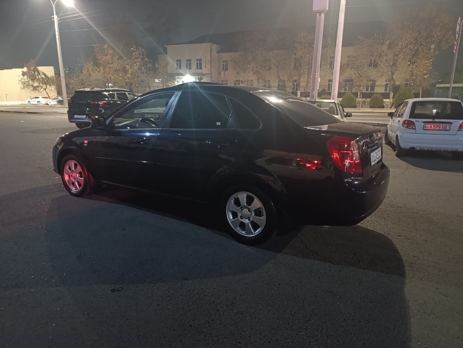 Gentra AT sotiladi. DB rangda