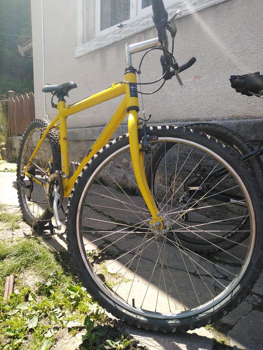 Vand bicicleta de strada