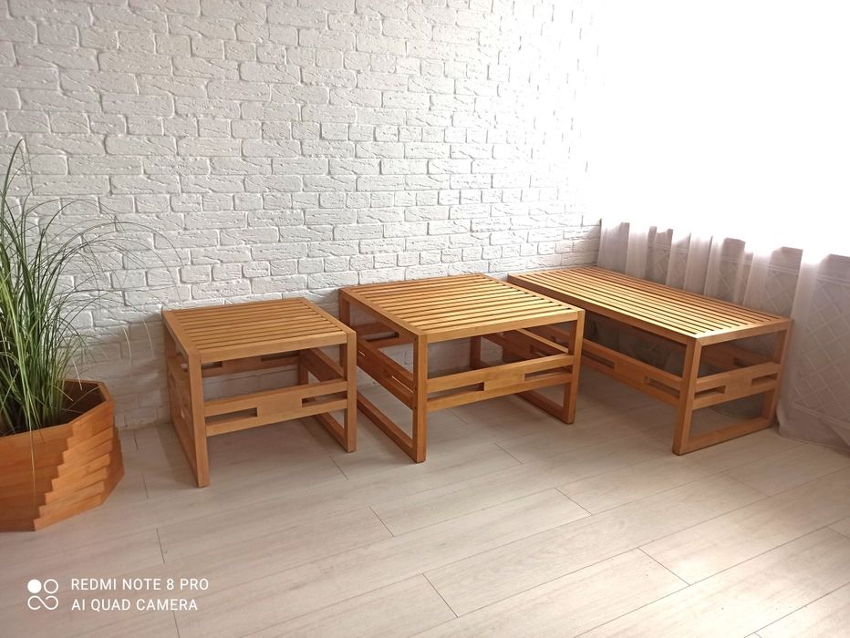 Градински маси от масив